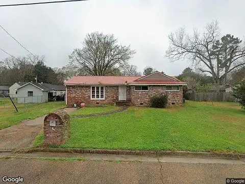 Nicholas, VICKSBURG, MS 39180