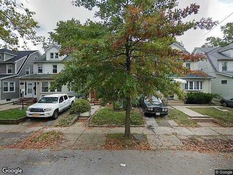 197Th, SAINT ALBANS, NY 11412
