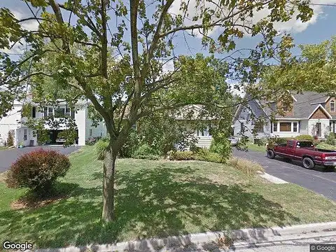 Greenwood, WOODSTOCK, IL 60098