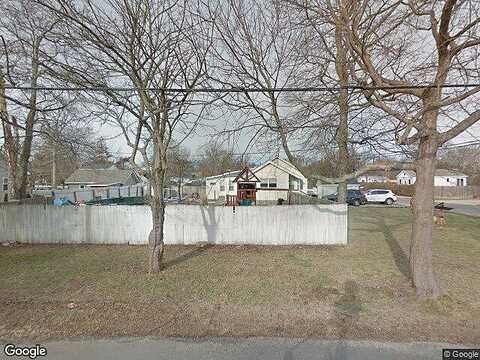 Hickory, MASTIC BEACH, NY 11951