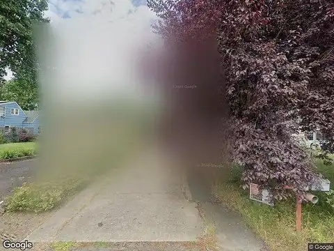 Oakleigh, EUGENE, OR 97404