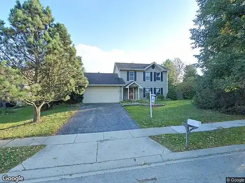 Holly, ALGONQUIN, IL 60102