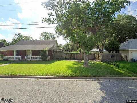 Vine, VICTORIA, TX 77901