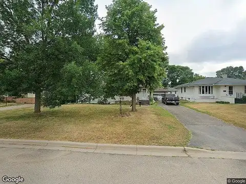 8Th, BRAINERD, MN 56401