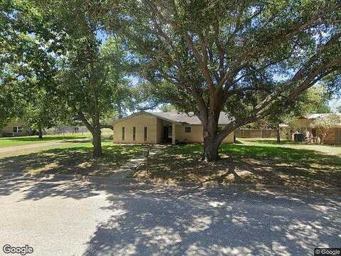 Oak, COLUMBUS, TX 78934
