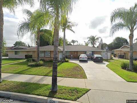Gretta, WEST COVINA, CA 91790