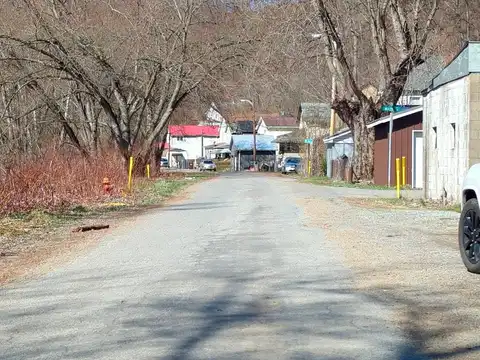 Jefferson, VANDERGRIFT, PA 15690