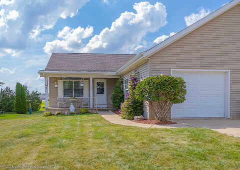 West, CORTLAND, IL 60112
