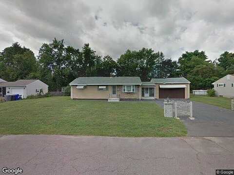 Linda, ENFIELD, CT 06082