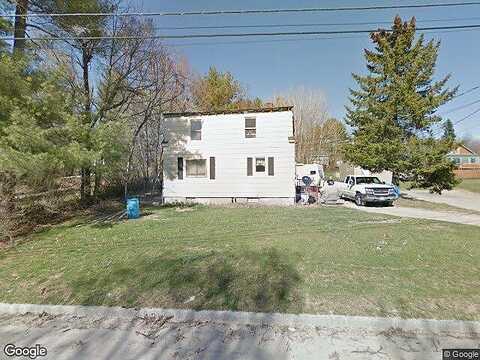 Towle, AUBURN, ME 04210