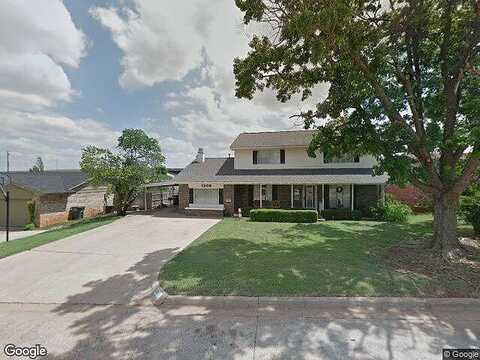Shelley, CLINTON, OK 73601