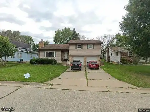 4Th, MANCHESTER, IA 52057