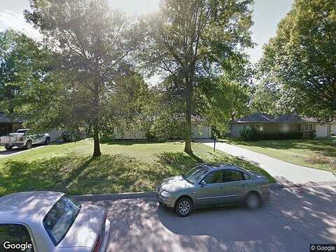 Maple, OTTAWA, KS 66067