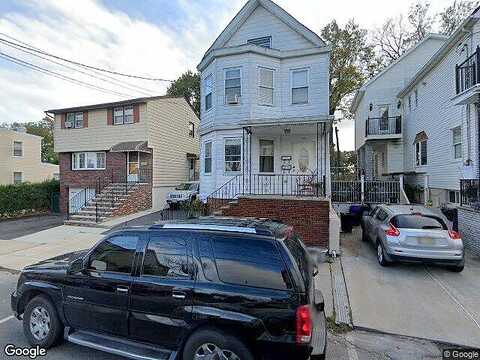 Dukes, KEARNY, NJ 07032