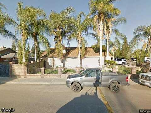 8Th, PARLIER, CA 93648