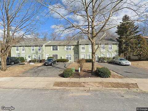Paris, LAKEWOOD, NJ 08701
