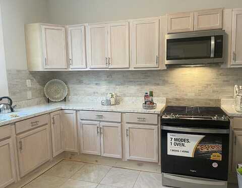 Ridgeway, MEMPHIS, TN 38106