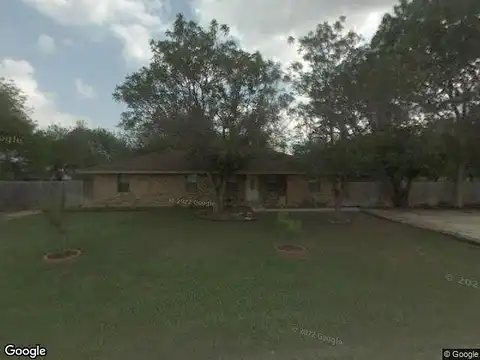 Redbird, FLORESVILLE, TX 78114