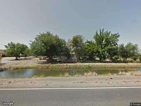 Avenue 384, YETTEM, CA 93670