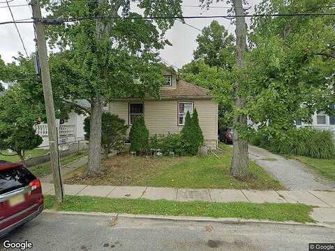Hilltop, SOMERDALE, NJ 08083