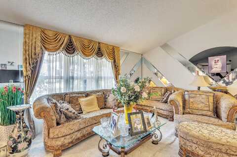 Ponce De Leon, ROYAL PALM BEACH, FL 33411
