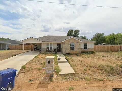 12Th, BROWNWOOD, TX 76801