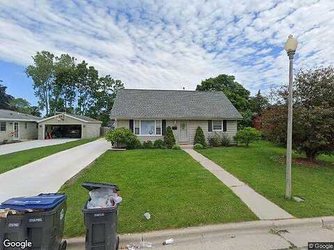 Shelly, SHEBOYGAN FALLS, WI 53085