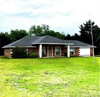 705 Cambridge Drive, Sulphur, OK 73086