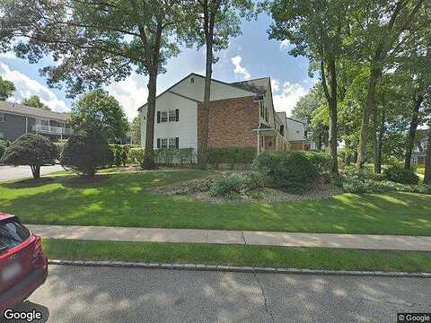 Doxbury, SUFFERN, NY 10901