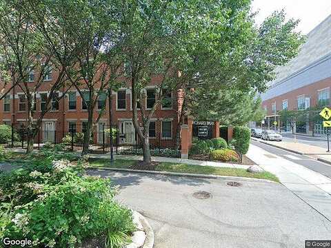 Clybourn, CHICAGO, IL 60610