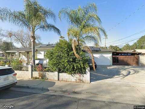 15Th, SAN BERNARDINO, CA 92411
