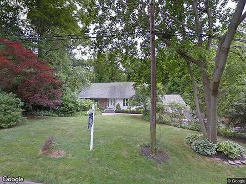 Colonial, SMITHTOWN, NY 11787