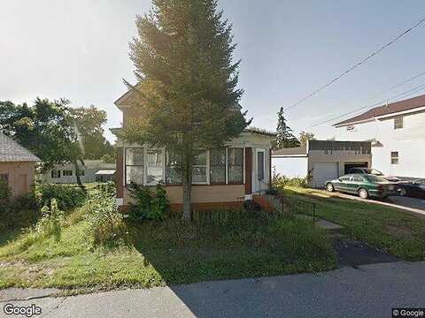 Vaness, SANFORD, ME 04073