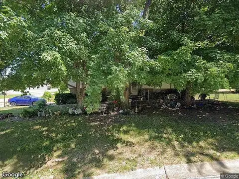 Main, CLINTON, MO 64735