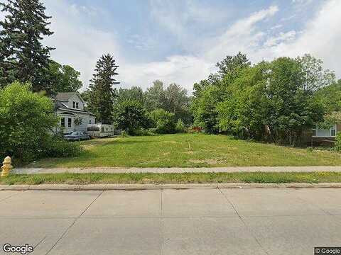 Toepfer, EASTPOINTE, MI 48021