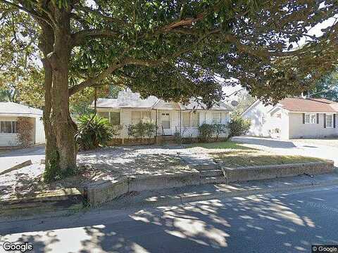 34Th, SAVANNAH, GA 31404