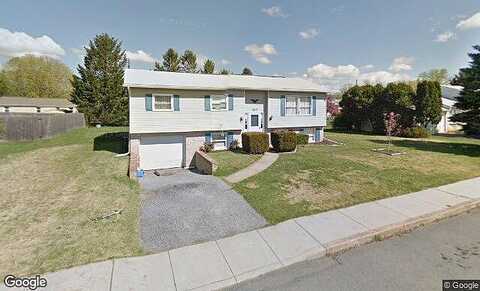 Terrace, CARLISLE, PA 17013