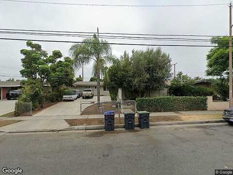 Pine, SANTA ANA, CA 92703