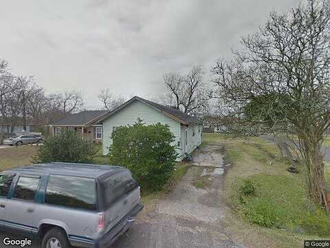 17Th, PORT ARTHUR, TX 77640