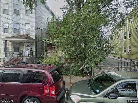 Redwood Ave, PATERSON, NJ 07522