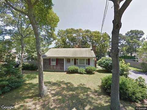 Castlewood, HYANNIS, MA 02601