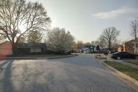 Honolulu, BROKEN ARROW, OK 74012