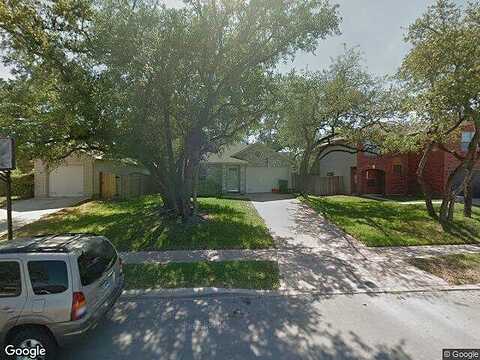 Ike, SELMA, TX 78154