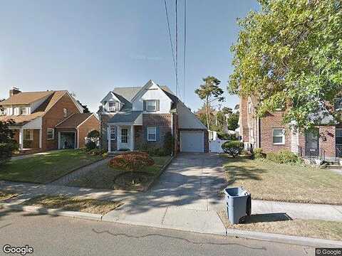 Washington, NEW HYDE PARK, NY 11040