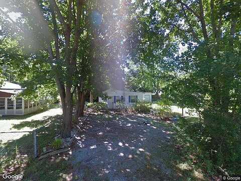 Woodland, MASTIC BEACH, NY 11951