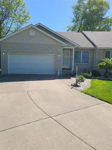 Rolling Oaks, COLLINSVILLE, IL 62234