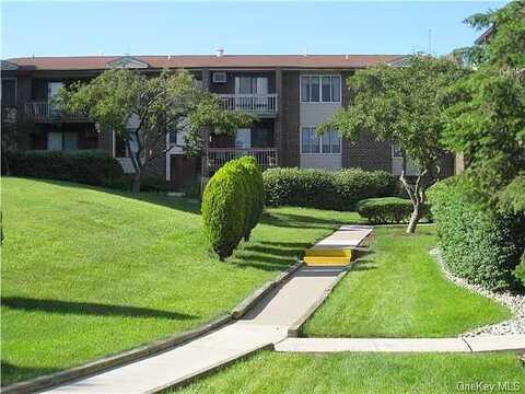 Country Club, POMONA, NY 10970