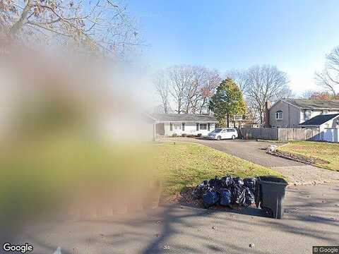 Sandy, LAKE GROVE, NY 11755