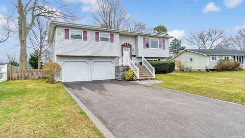 Loop, SAYVILLE, NY 11782