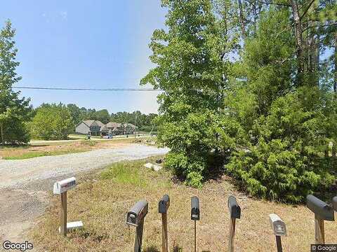 Lee Road 235, SMITHS STATION, AL 36877